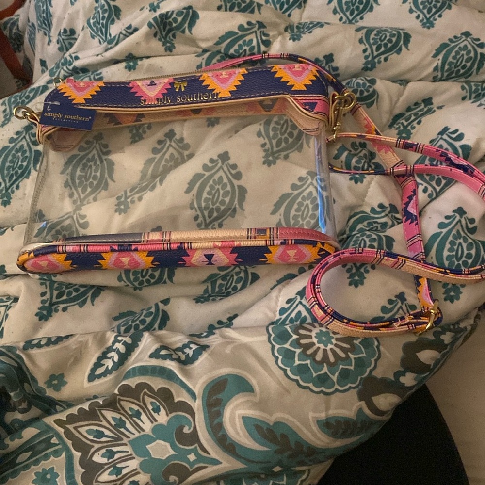 NWT simply southern clear purse